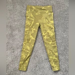 Green adapt Camo Gymshark leggings